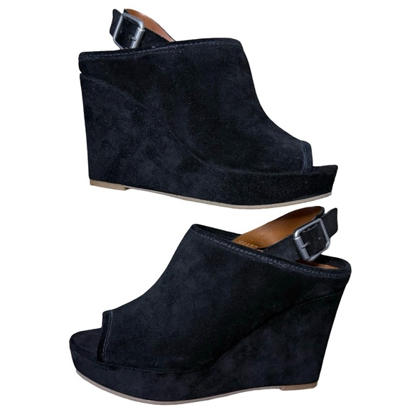 Lucky Brand Shoes - Lucky Brand Black Peep-Toe "Jemadine" Suede Wedge
Women’s 6 M